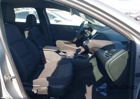 2022 Chevrolet Malibu Lt из США, поврежденный, VIN 1G1ZD5ST7NF135358